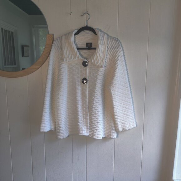 JM Collection White NWOT Two Button Soft Cardigan Sweater. Sz L - Picture 6 of 6